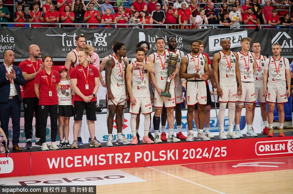 篮球精英赛事锦标赛即将揭幕，球队心态调整的简单介绍