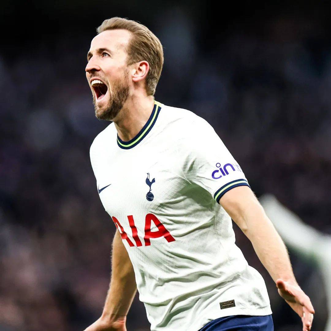 英格兰奋力拼搏，小组赛末轮斗志高昂