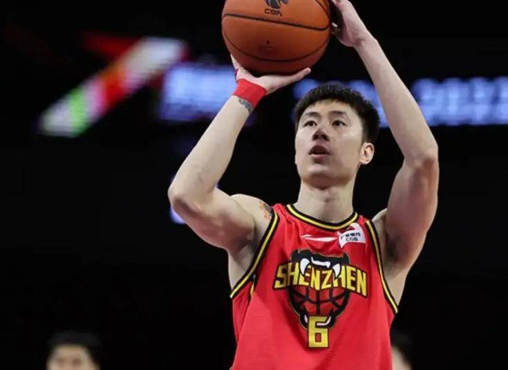 包含欧洲篮球传奇浮出水面，前德国国手回归赛场的词条