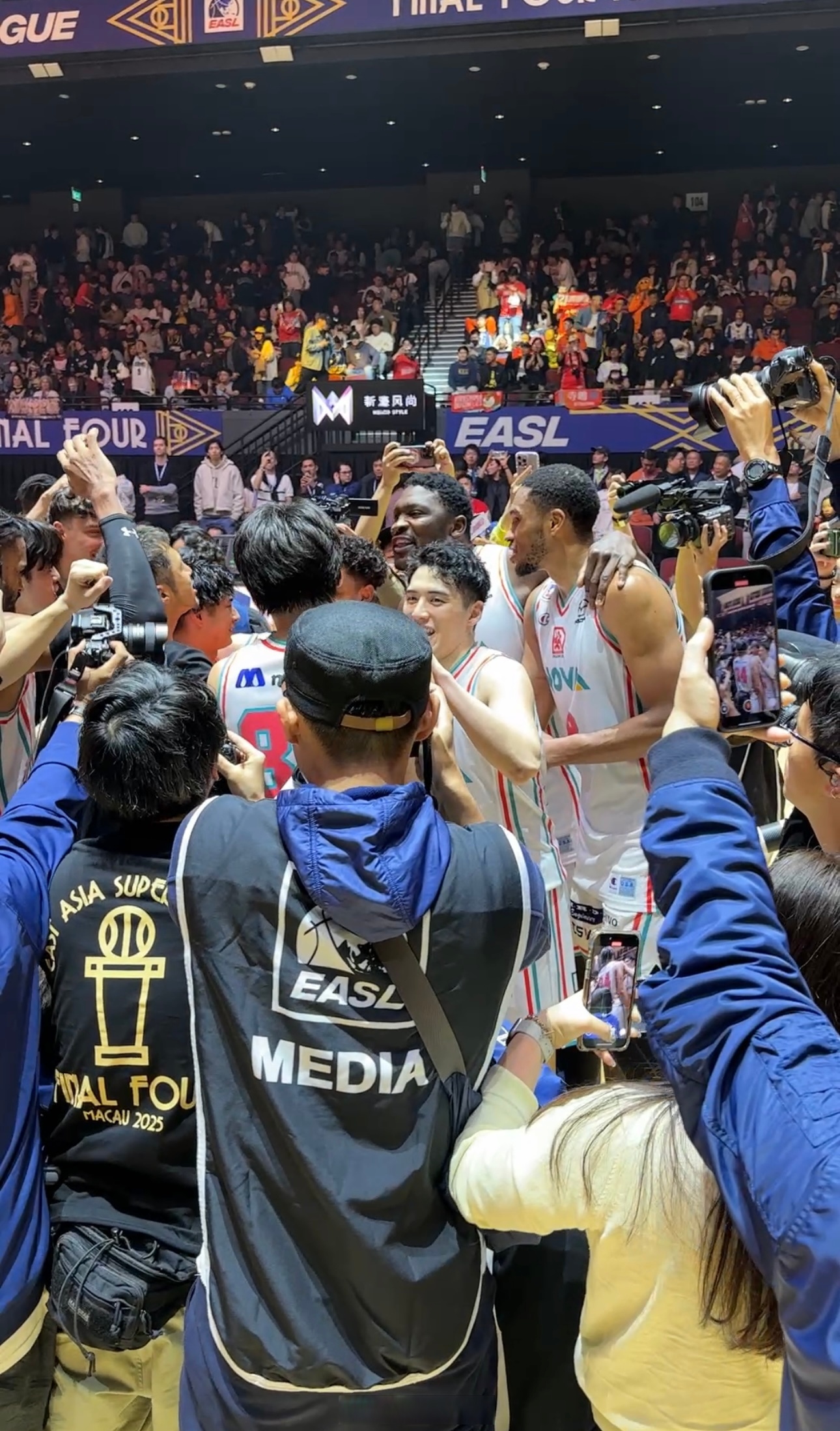 东亚篮球比赛中实力浮现，成为强劲对手的简单介绍