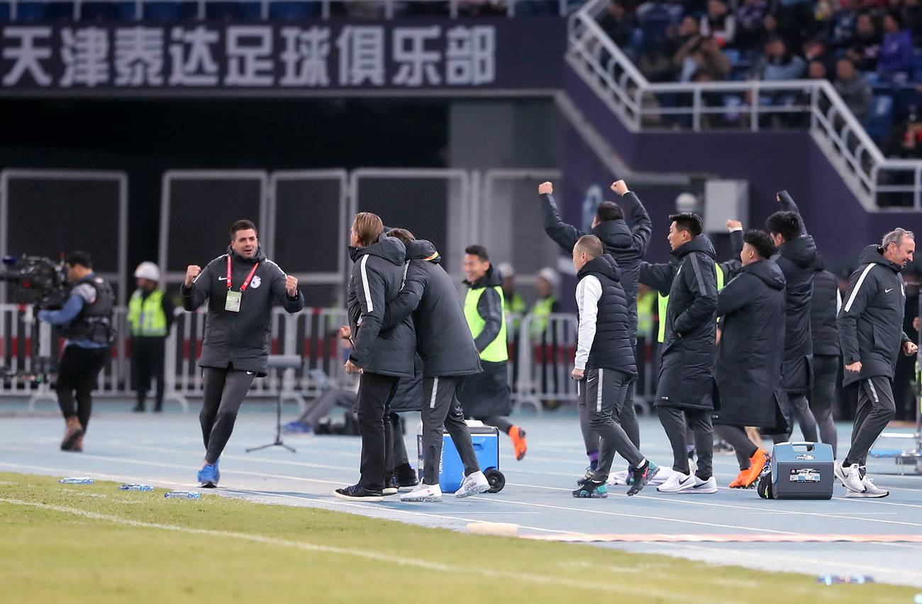 天津泰达主场被大连一方逆转，遗憾失利的简单介绍