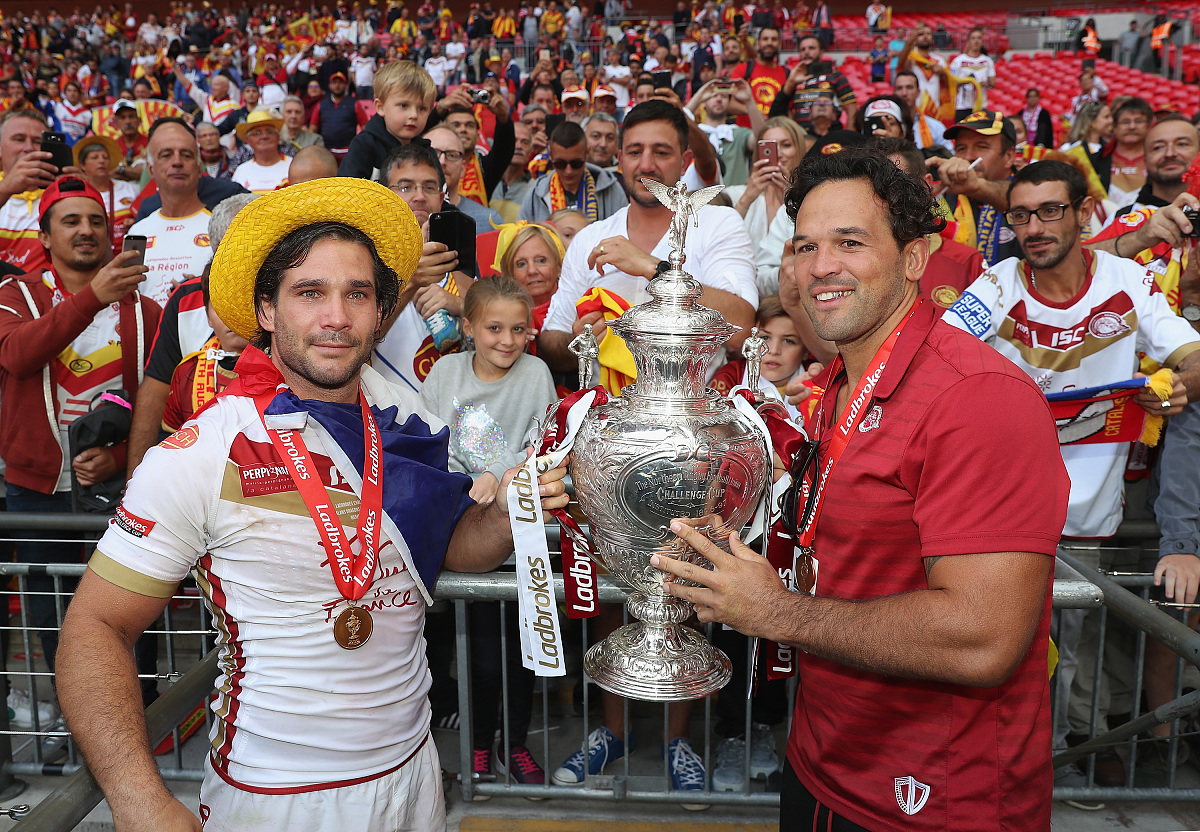 包含年终总决赛轻取戴维斯杯，辛纳关键制胜的词条