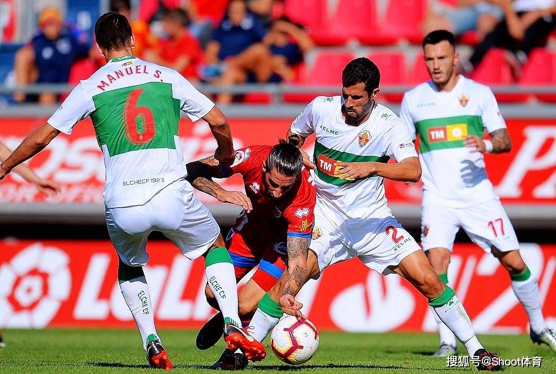 关于索伯车队力克红牛二队，皮亚斯特里状态火热的信息