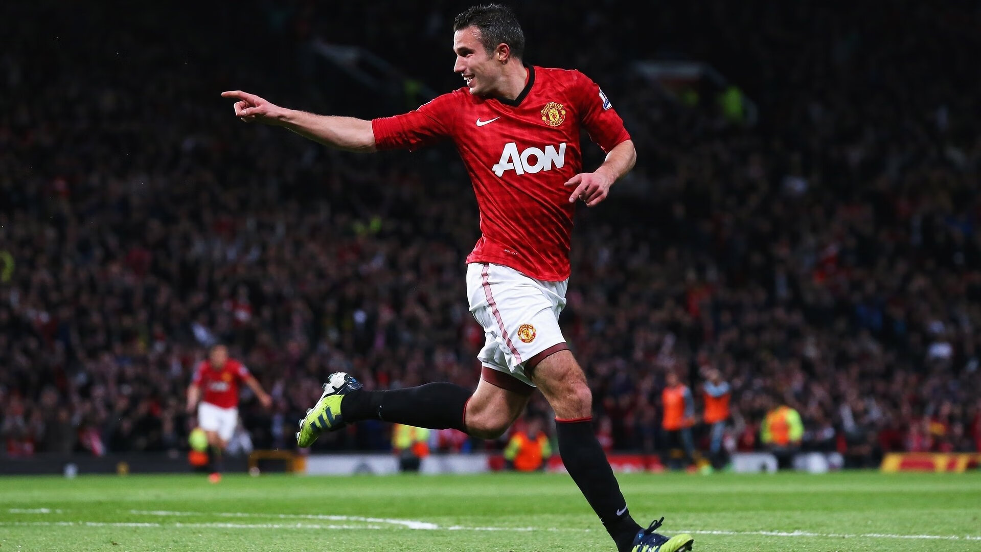 孤本，当阿根廷的绝杀与本泽马的纪录在足球宇宙中交相辉映